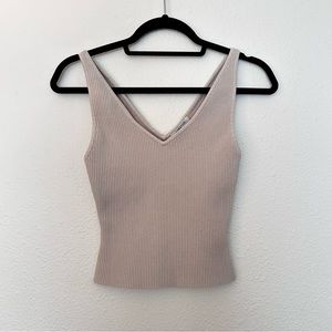 Aritzia Babaton Sculpt Knit V-Neck Tank (Matte Pearl) –Size Small